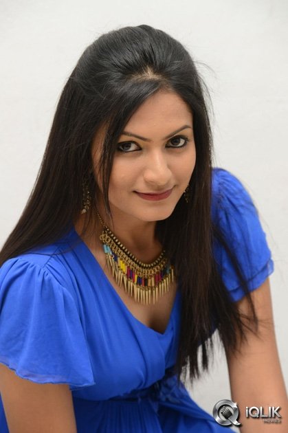 Swetaa-Varma-at-Gang-Of-Gabbar-Singh-Movie-Audio-Launch